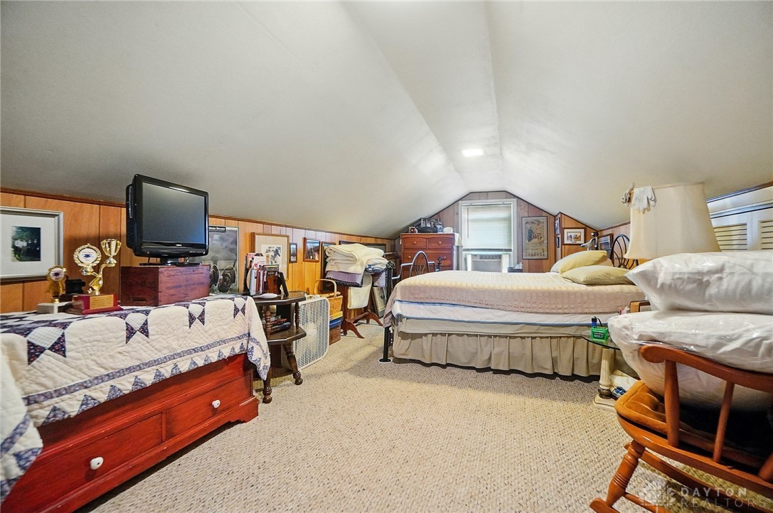 624 Snowhill Boulevard, Springfield, Ohio image 37