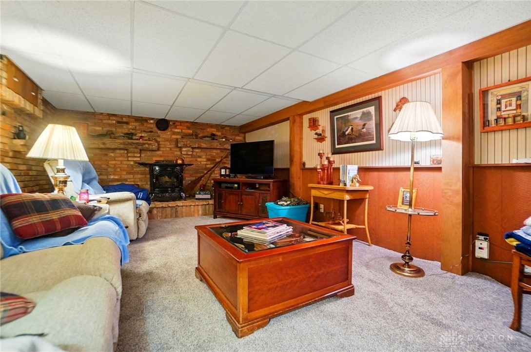 624 Snowhill Boulevard, Springfield, Ohio image 48