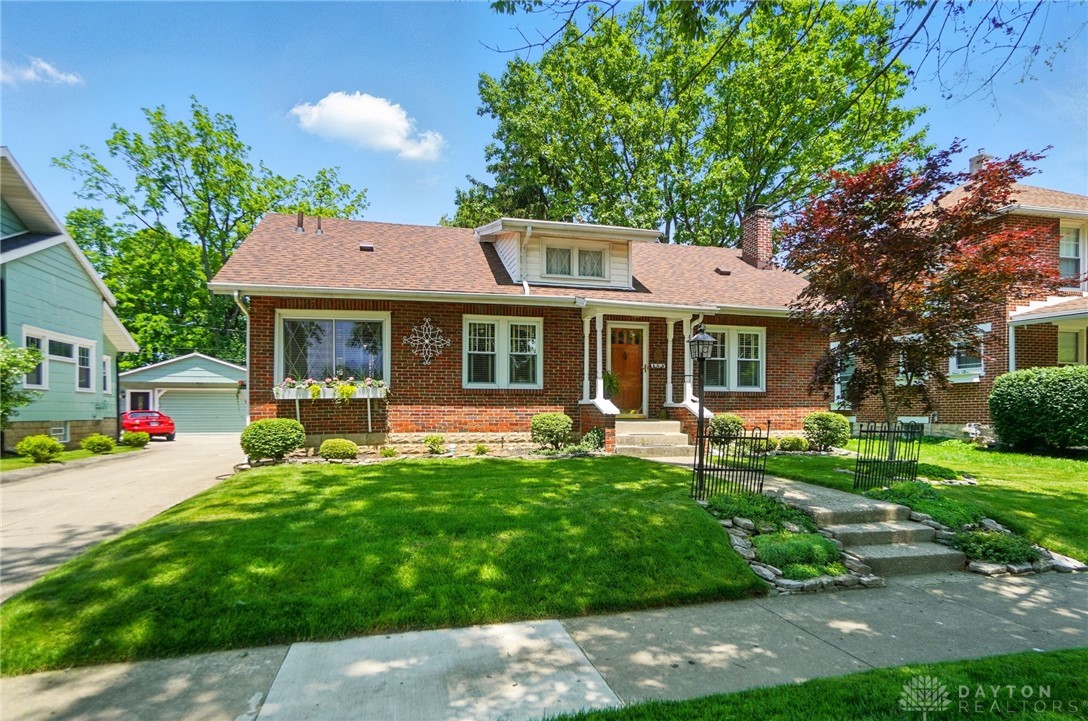 624 Snowhill Boulevard, Springfield, Ohio image 2