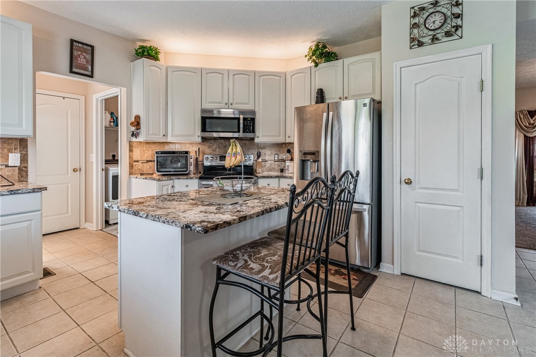 Miamisburg, Ohio 45342, United States, 4 Bedrooms Bedrooms, ,3 BathroomsBathrooms,Residential,Active,228731