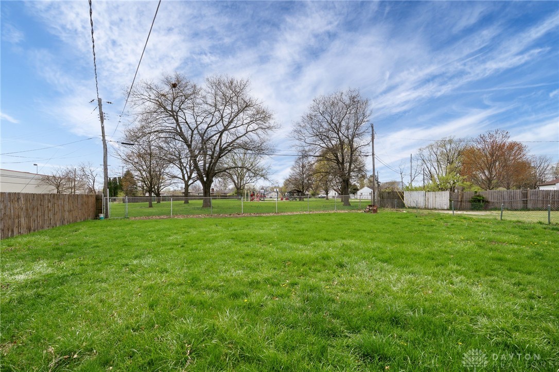 108 Funston Avenue, New Carlisle, Ohio image 26