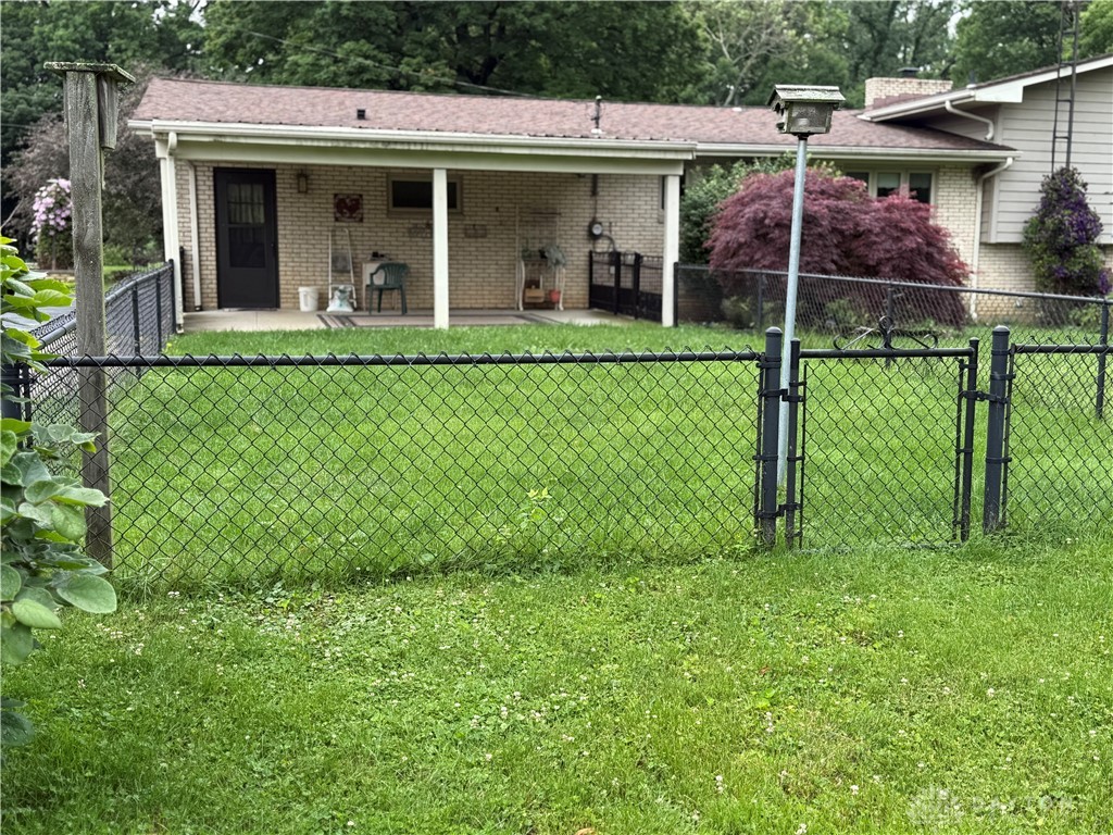 2262 Eaton Lewisburg Road, Eaton, Ohio image 2