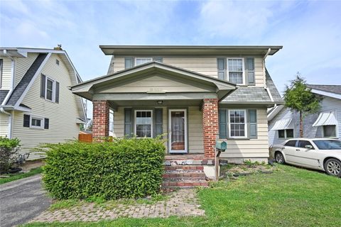 Photo of 2127 Moreland Avenue, Dayton, OH 45420 (MLS # 956767)