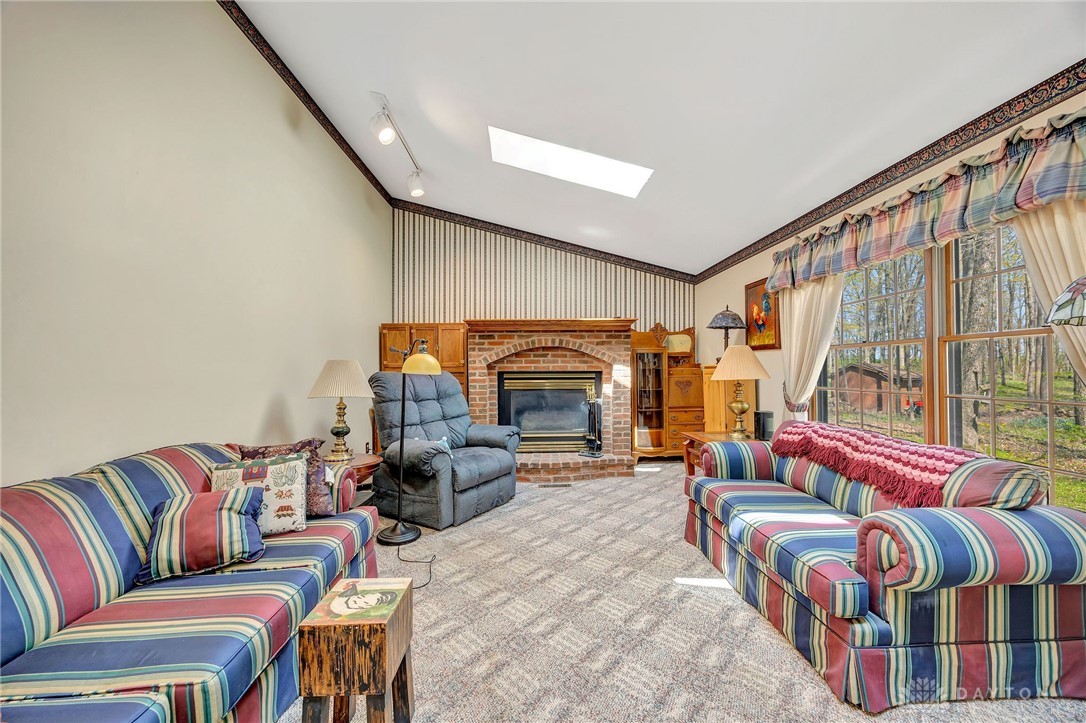 225 Country Road, Urbana, Ohio image 12