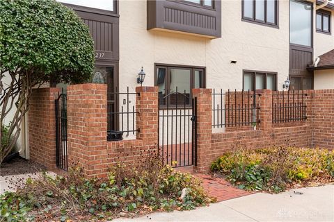 Tiny photo for 1237 Chevington Court, Dayton, OH 45459 (MLS # 946135)