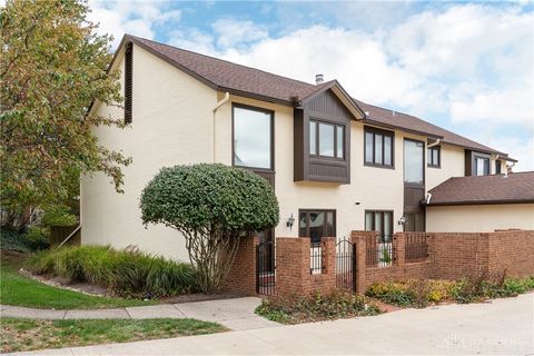 Photo of 1237 Chevington Court, Dayton, OH 45459 (MLS # 946135) Photo of 1237 Chevington Court, Dayton, OH 45459 (MLS # 946135)