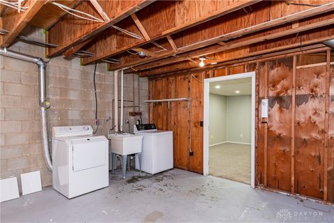 Tiny photo for 1237 Chevington Court, Dayton, OH 45459 (MLS # 946135)