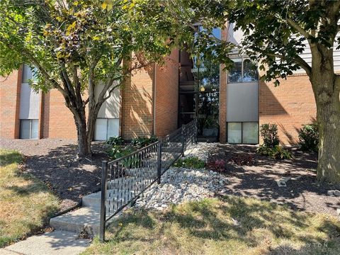 Photo of 1112 Eagle Feather Circle #A, West Carrollton, OH 45449 (MLS # 943140)