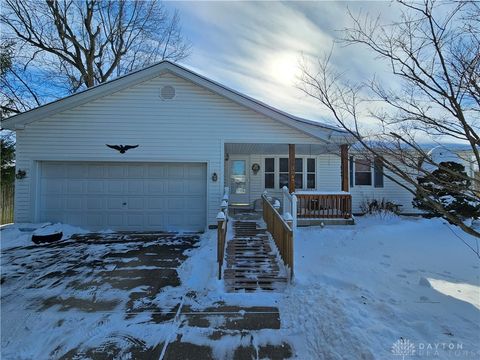 Photo of 3647 N Lakeshore Drive, New Jasper Twp, OH 45335 (MLS # 951532)