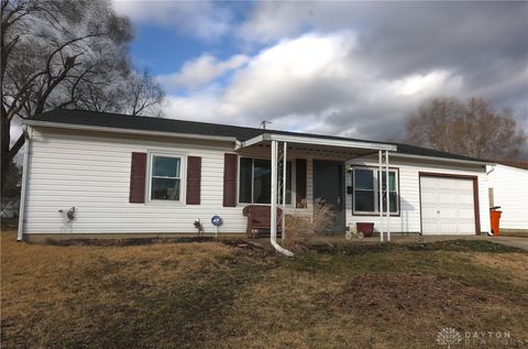 Photo of 1134 Frayne Drive, New Carlisle, OH 45344 (MLS # 952654)