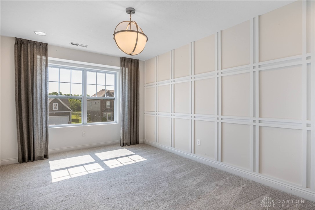 705 Dewmar Drive, Beavercreek, Ohio image 30