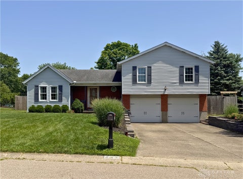 Homes For Sale - 242 Bernard Drive<br/> Monroe, OH 45050