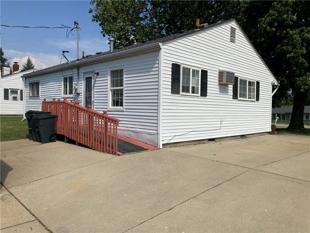 5317 College Corner Pike