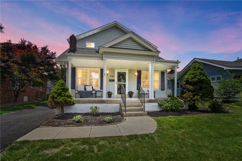 Photo of 338 Forrer Boulevard, Oakwood, OH 45419 (MLS # 957653)