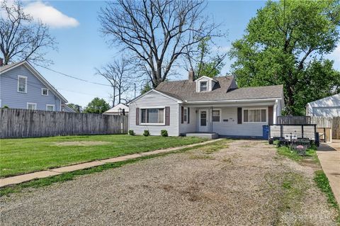 Photo of 433 Bellaire Avenue, Dayton, OH 45420 (MLS # 955939)