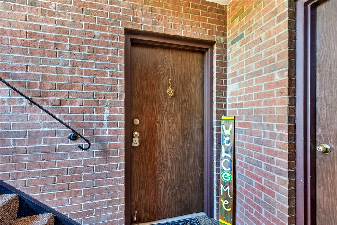 1000 Lookout Trail C