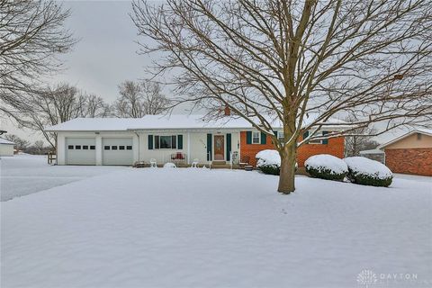 Photo of 6929 Hamilton Mason Road, West Chester, OH 45069 (MLS # 948854)
