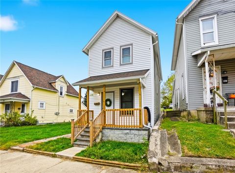 Photo of 1783 Edwards Ave, Springfield, OH 45503 (MLS # 949314)