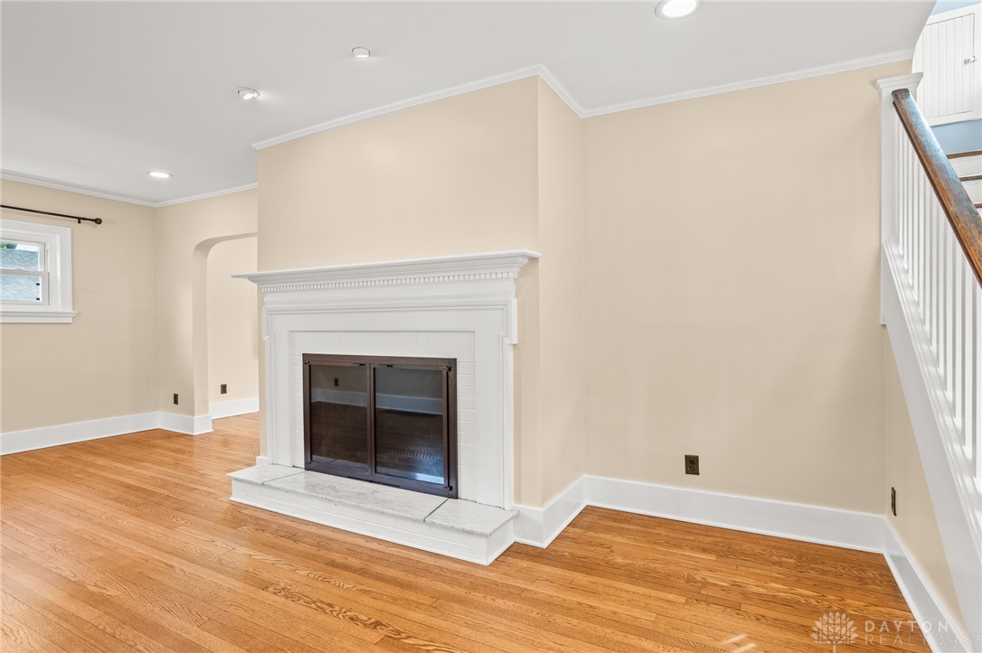 2908 Roanoke Avenue