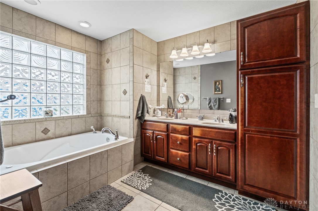 738 Governors Road, Troy, Ohio image 23