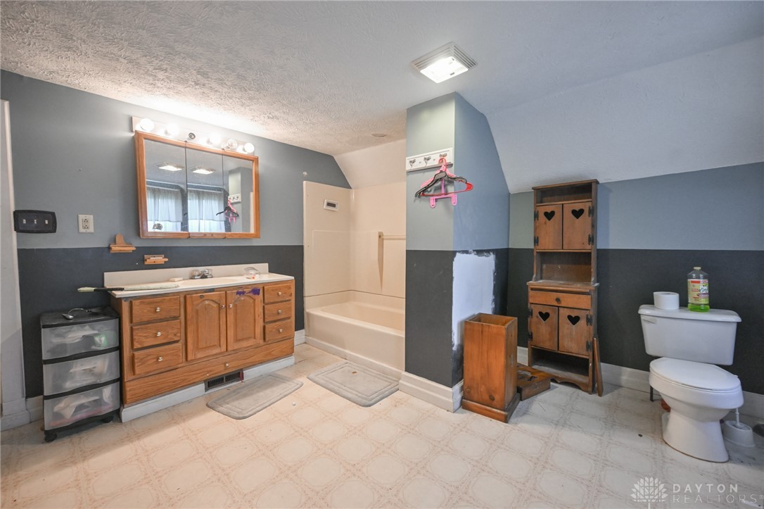 2939 Mechanicsburg Rd, Springfield, Ohio image 13
