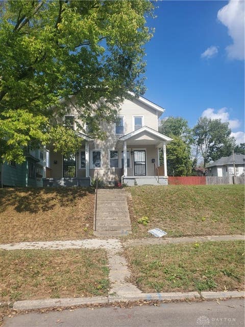 Photo for 1117-1119 Superior Avenue 1117
