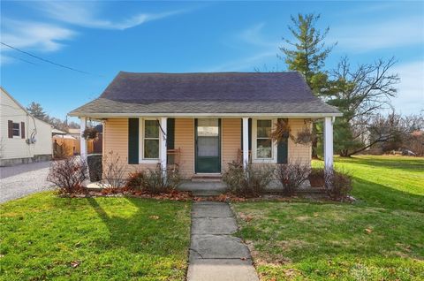 Photo of 225 W Fosters Maineville Road, Maineville, OH 45039 (MLS # 950093)