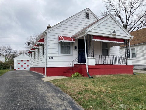 Photo of 425 Elmhurst Road, Dayton, OH 45417 (MLS # 964777)