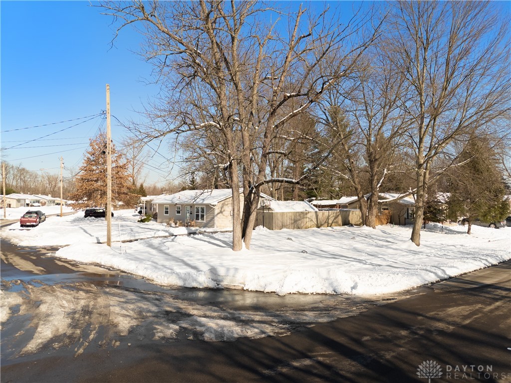 240 Oneida Drive, Loveland, Ohio image 25