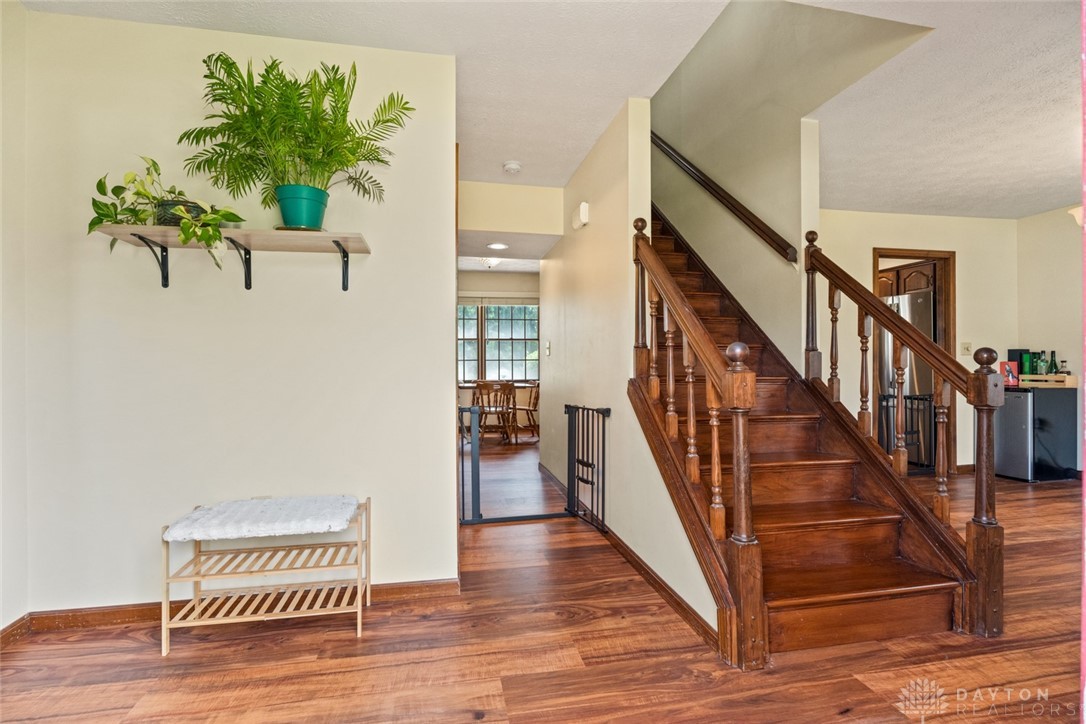 1747 Maple Lane, Beavercreek, Ohio image 15