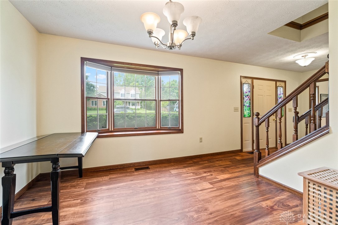 1747 Maple Lane, Beavercreek, Ohio image 20