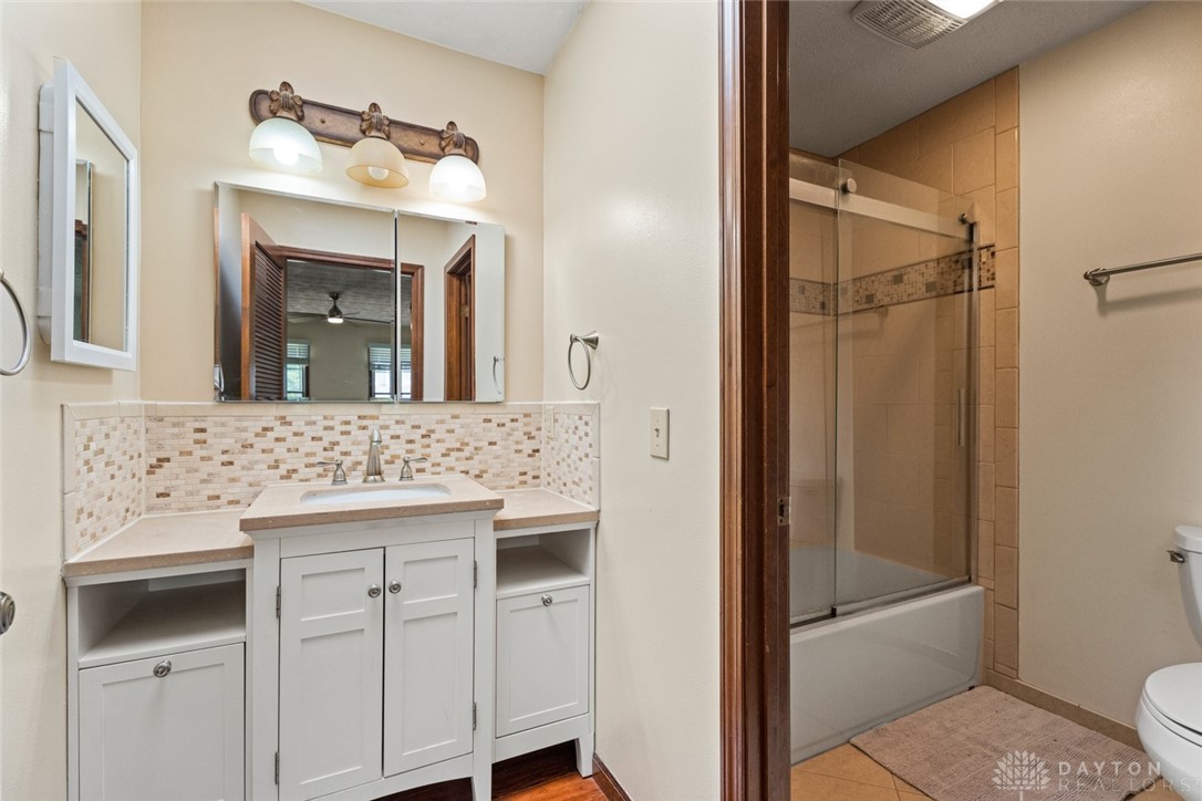 1747 Maple Lane, Beavercreek, Ohio image 36
