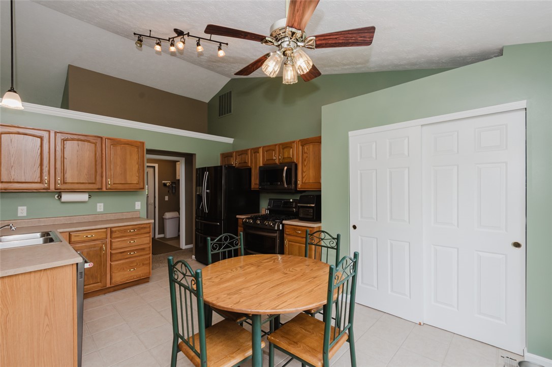 4492 Longmeadow Lane