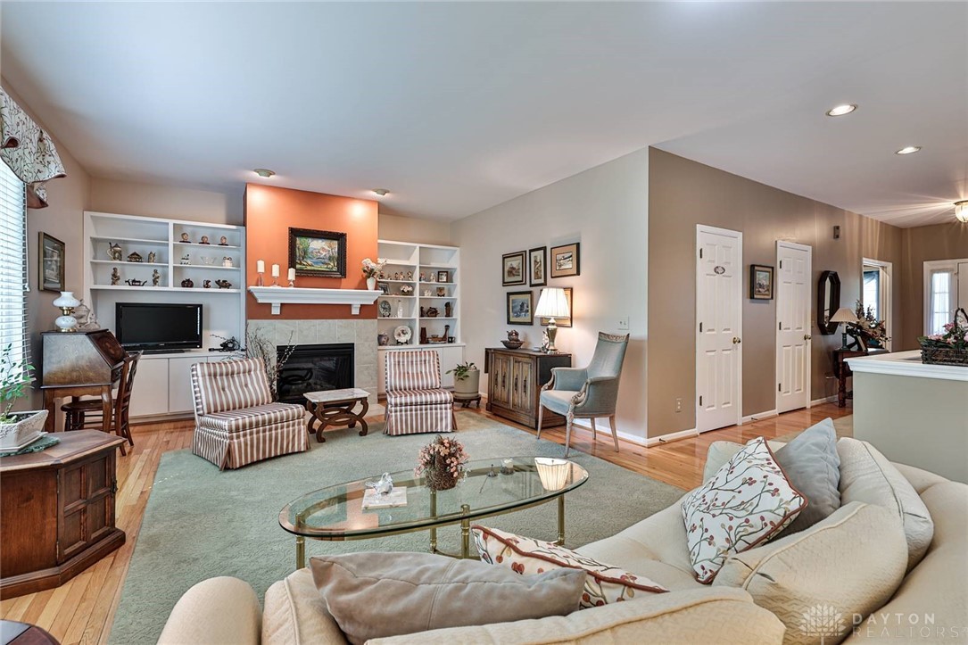 9376 Hickory Hill Court, Loveland, Ohio image 8