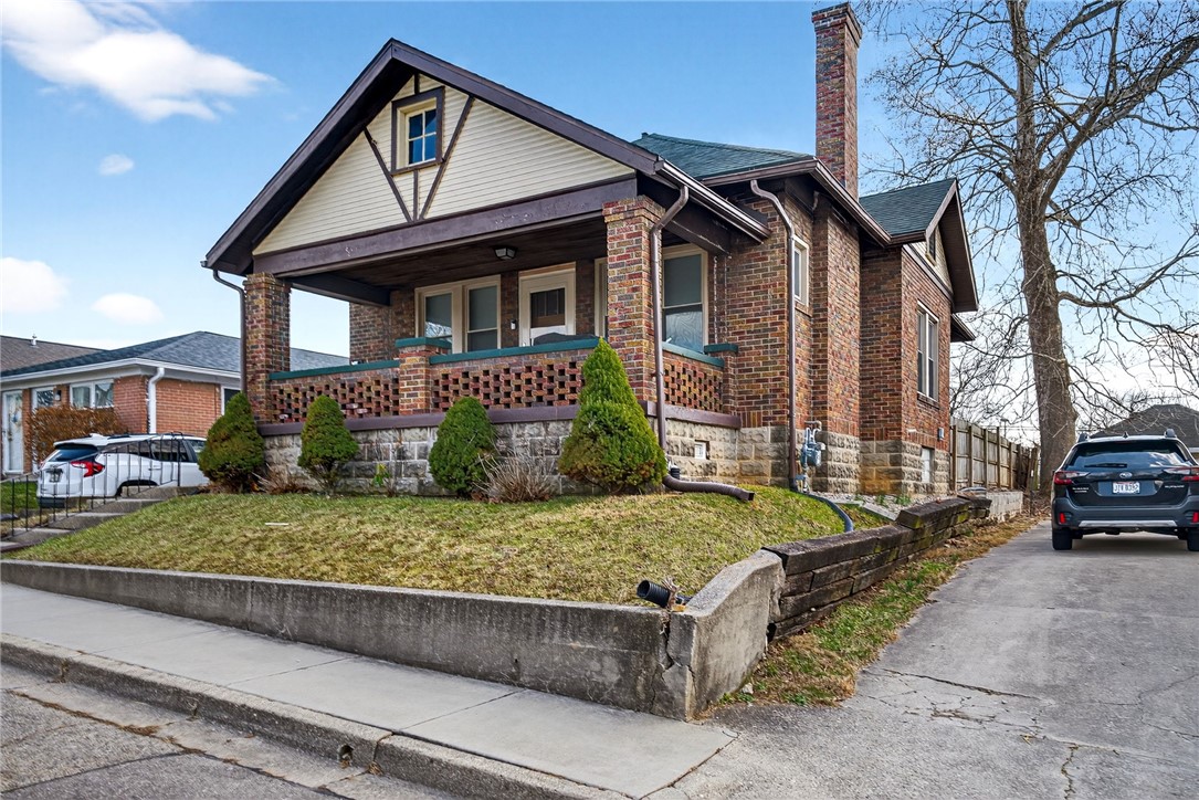 638 Sennett Street