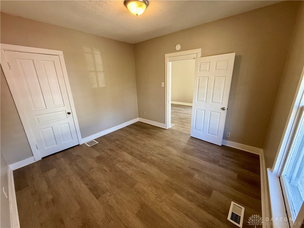 146 S Irwin Street, Dayton, Ohio image 6