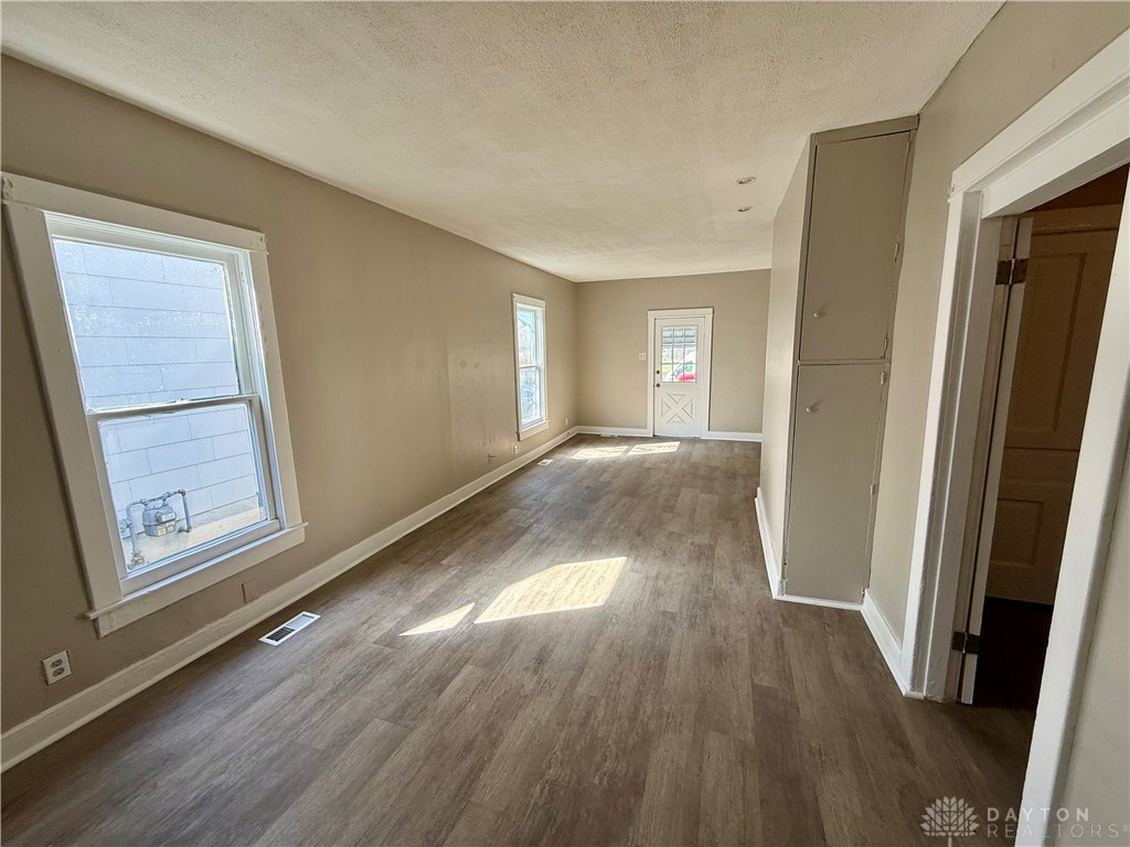 146 S Irwin Street, Dayton, Ohio image 7