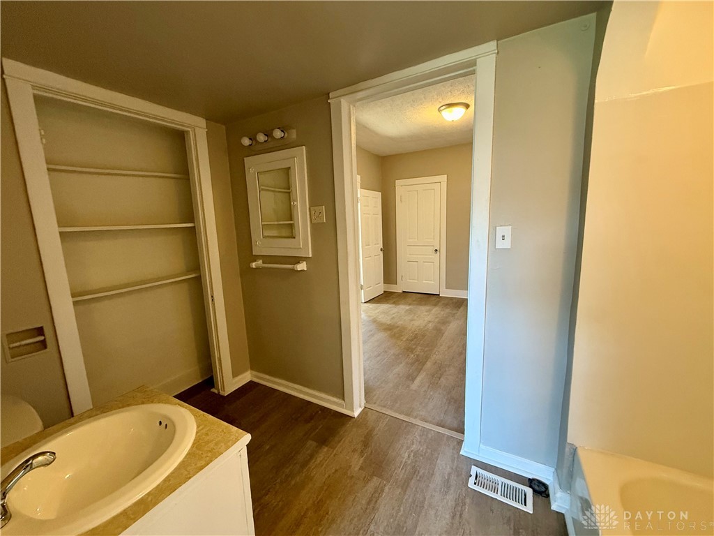 146 S Irwin Street, Dayton, Ohio image 15