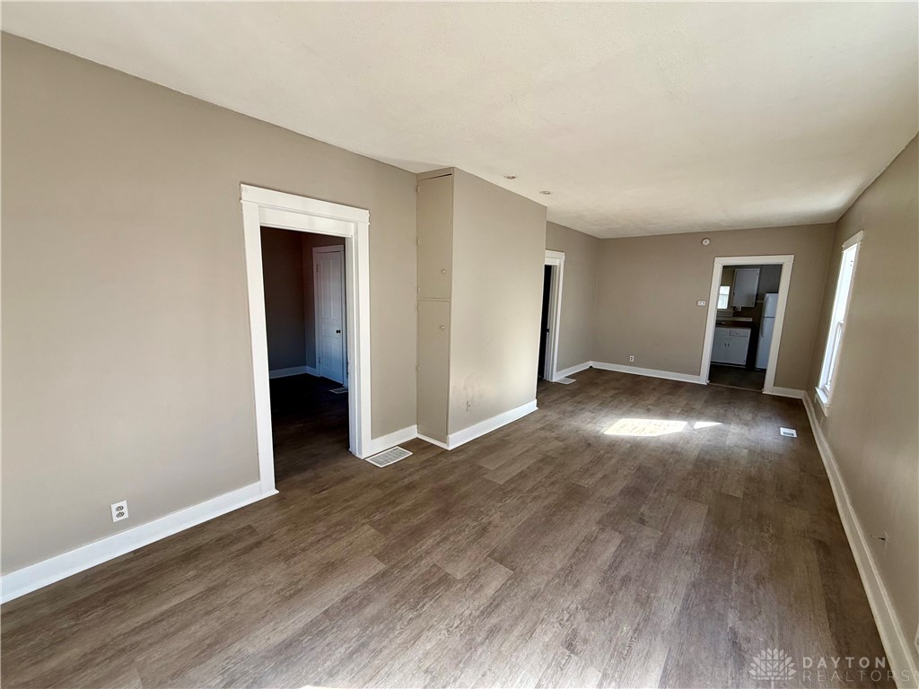 146 S Irwin Street, Dayton, Ohio image 5