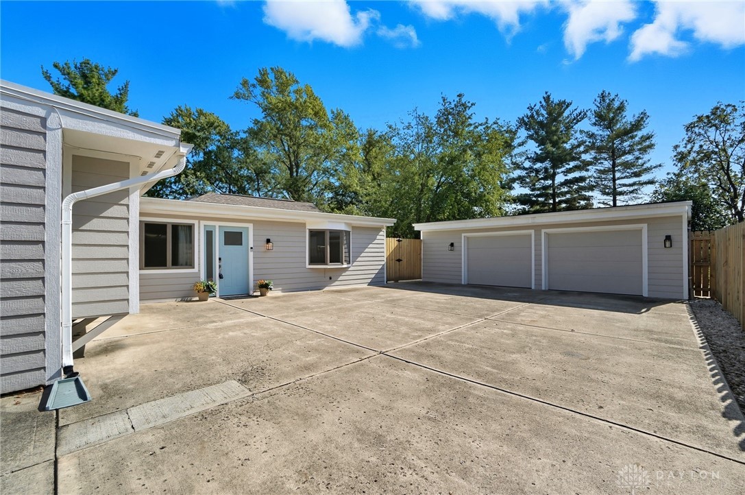 West Chester, Ohio 45069, United States, 3 Bedrooms Bedrooms, ,2 BathroomsBathrooms,Residential,Active,227185