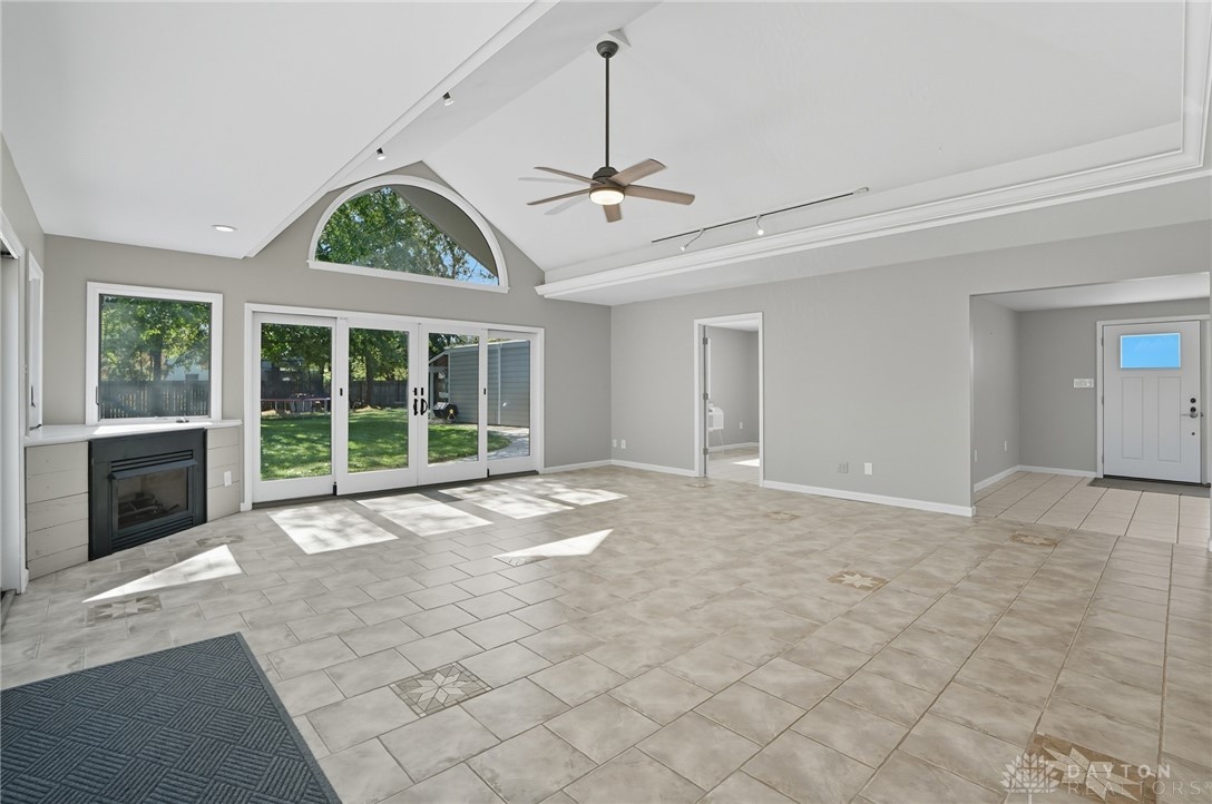 West Chester, Ohio 45069, United States, 3 Bedrooms Bedrooms, ,2 BathroomsBathrooms,Residential,Active,227185