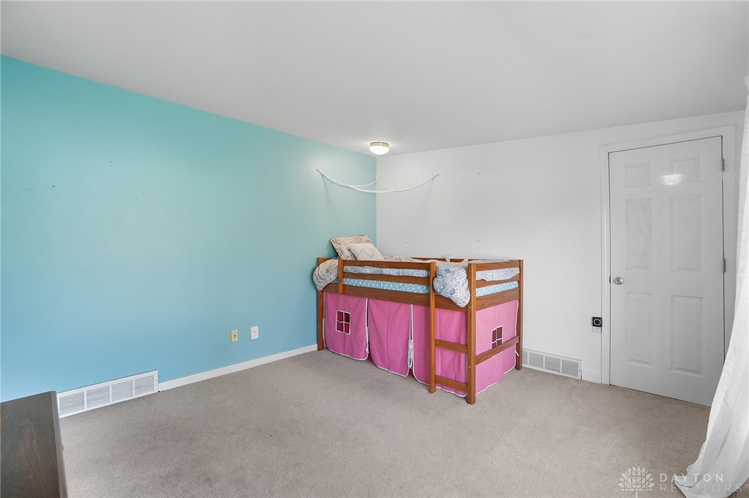 West Chester, Ohio 45069, United States, 3 Bedrooms Bedrooms, ,2 BathroomsBathrooms,Residential,Active,227185