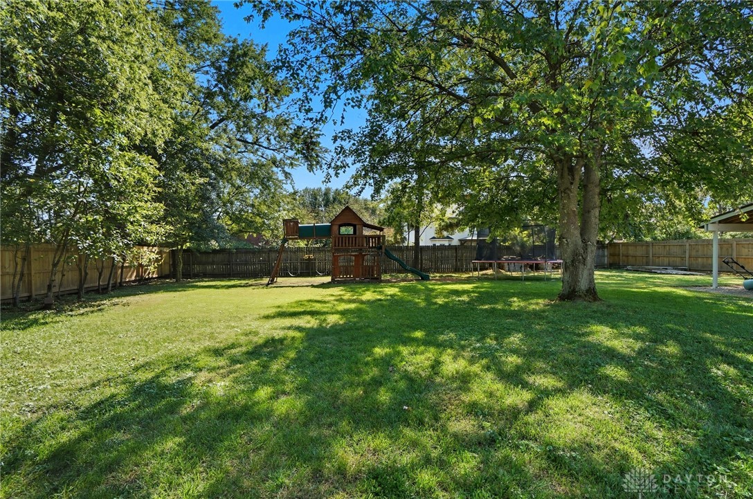 West Chester, Ohio 45069, United States, 3 Bedrooms Bedrooms, ,2 BathroomsBathrooms,Residential,Active,227185