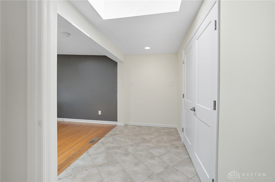 West Chester, Ohio 45069, United States, 3 Bedrooms Bedrooms, ,2 BathroomsBathrooms,Residential,Active,227185