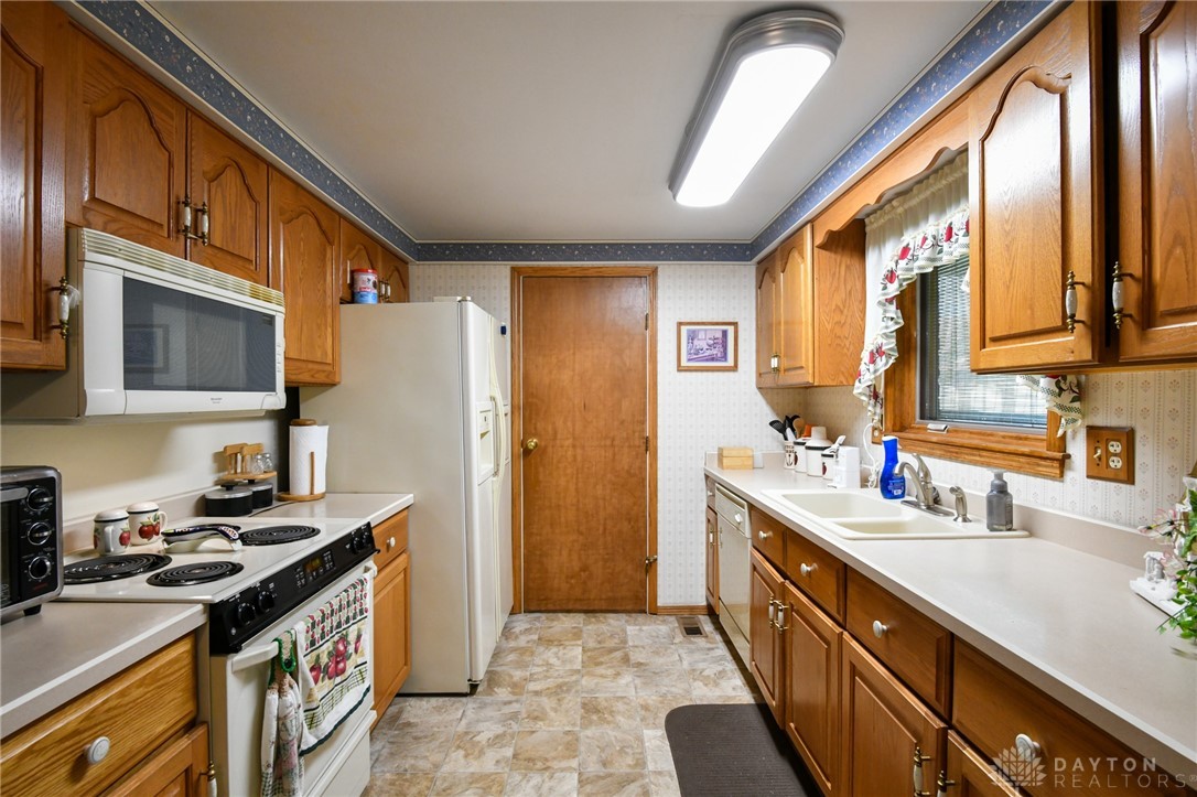 Dayton, Ohio 45424, United States, 3 Bedrooms Bedrooms, ,2 BathroomsBathrooms,Residential,Active,175083