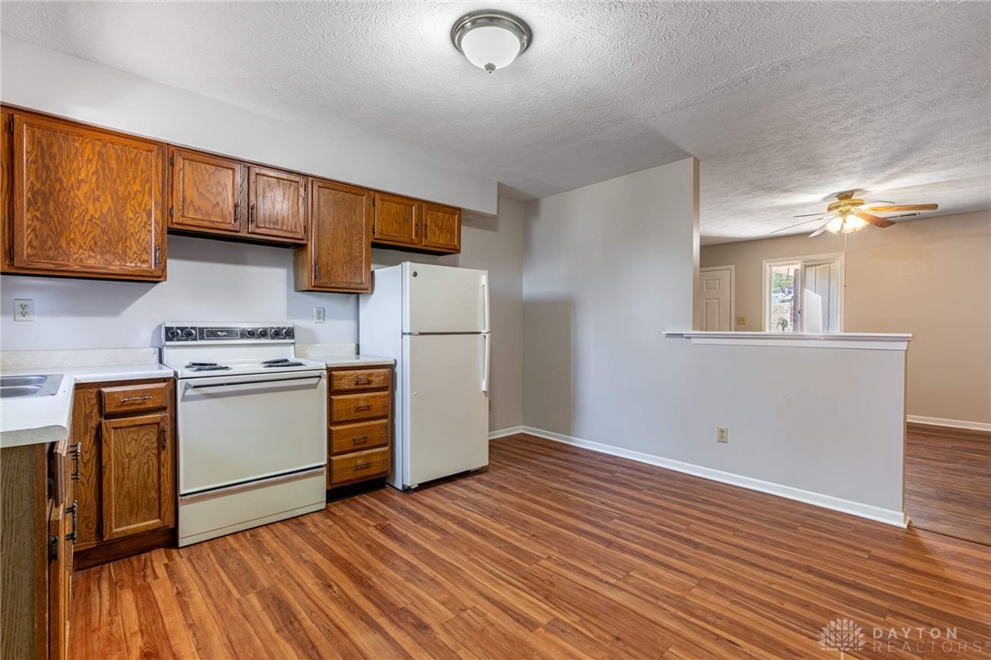 Waynesville, Ohio 45068, United States, 2 Bedrooms Bedrooms, ,1 BathroomBathrooms,Residential,Active,236445