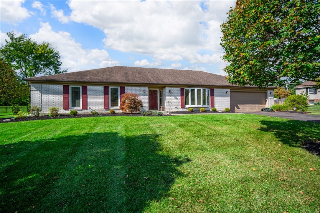 1582 Roamont Drive