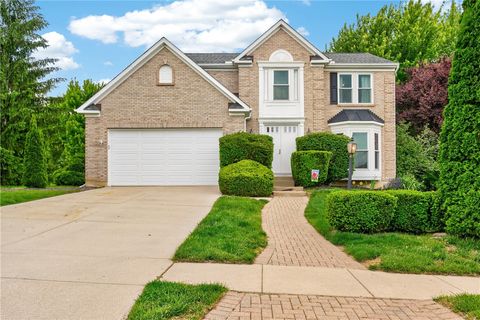 Photo of 2284 Wild Dance TRL, Beavercreek, OH 45434 (MLS # 959069)