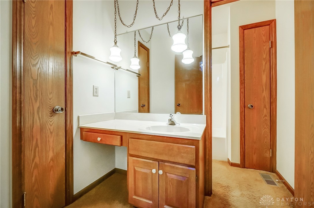 797 Hidden Circle, Dayton, Ohio image 42