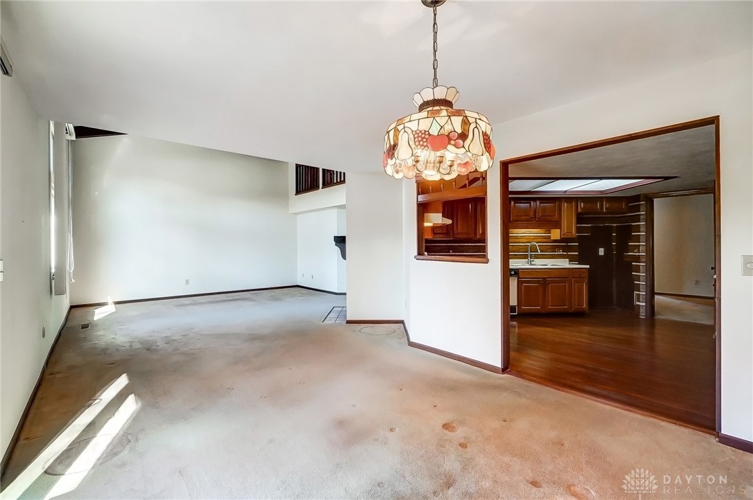797 Hidden Circle, Dayton, Ohio image 18